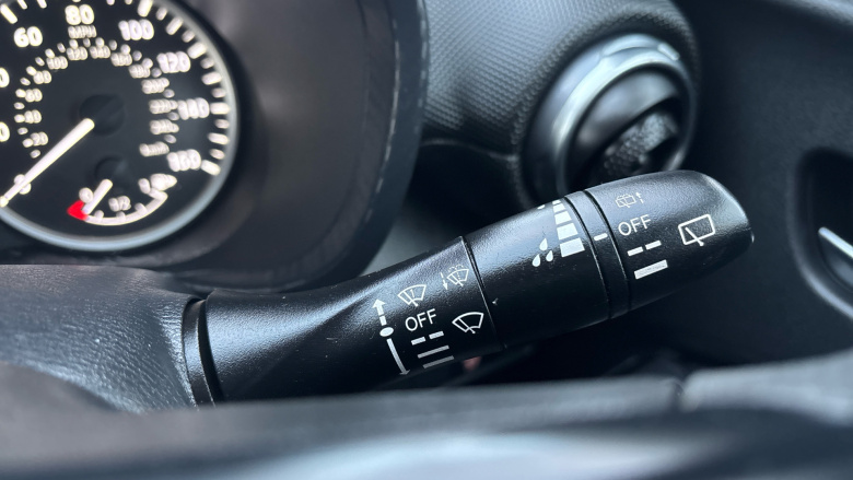 Nissan Juke 1.0 DiG-T 114 Acenta 5dr Petrol Hatchback